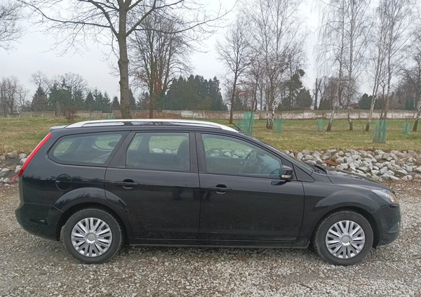 Ford Focus cena 16800 przebieg: 180000, rok produkcji 2010 z Raciąż małe 301